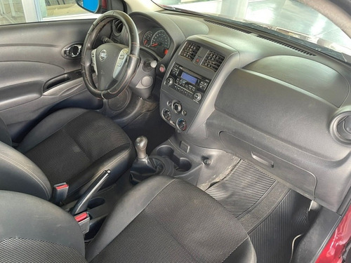 Imagen 10 de 15 de Nissan Versa 2018 1.6 Sense Mt