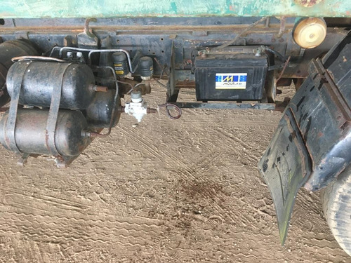 Camion Ford 1311 Volcadora