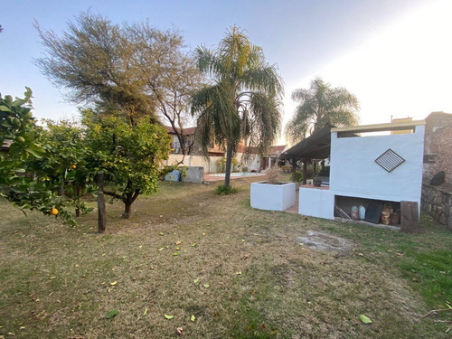 Imagen 22 de 23 de Villa Belgrano - Casa 3 Dorm 201 Cub / 758 Terr