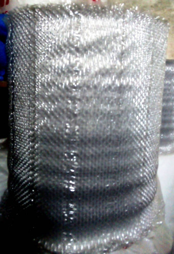 Imagen 2 de 3 de Nylon Burbuja - Rollos 5o Metros -ancho 74cm Con Pre Corte