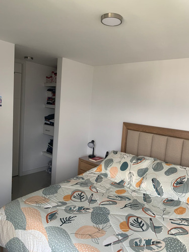 Imagen 13 de 21 de Venta De Apartamento En Loma De Los Bernal