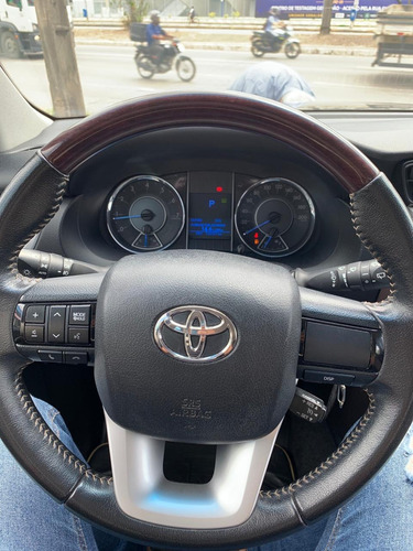 Toyota Sw4 2017 2.7 Sr 5l 4x2 Flex Aut. 5p