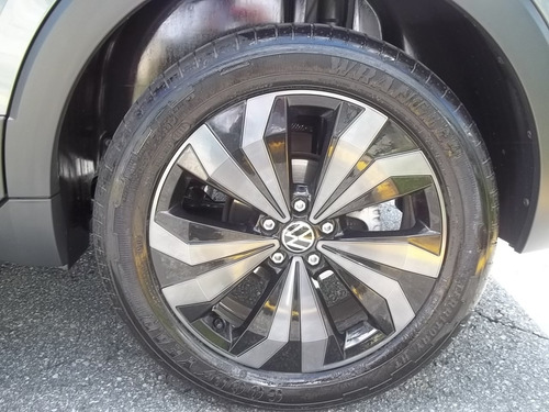 Volkswagen T-Cross 1.0 200 TSI TOTAL FLEX THE TOWN AUTOMÁTICO