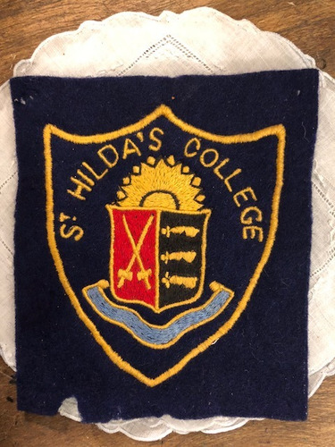  Escudo Insignia St Hilda´s College