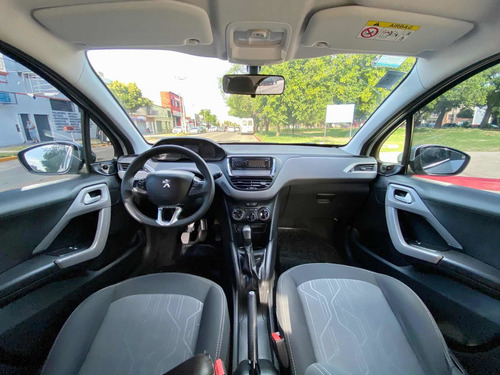 Peugeot 208 2017 1.5 Active
