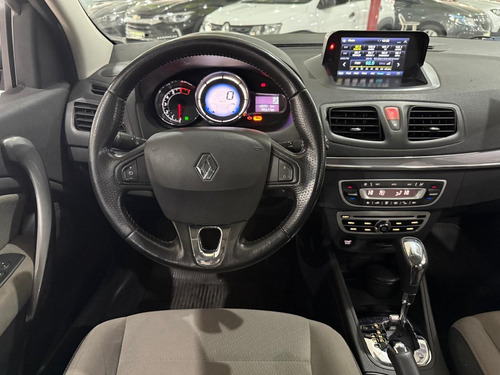 Renault Fluence 2.0 DYNAMIQUE PLUS 16V FLEX 4P AUTOMÁTICO