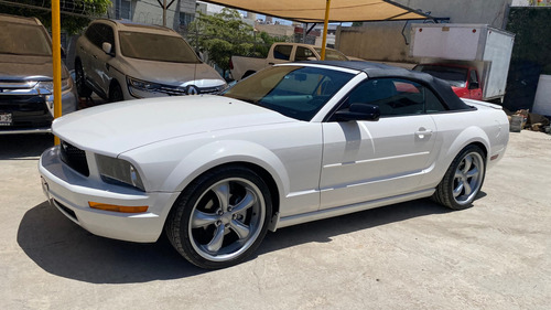 Ford Mustang Convertible v6