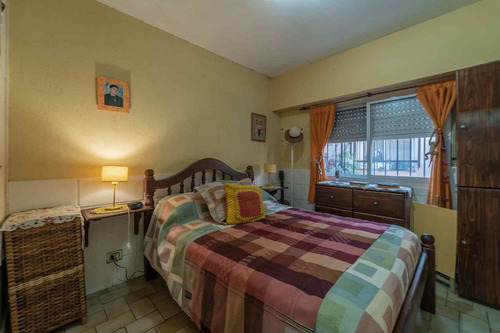 Casa3 Amb C/ Dpto 2amb Lote De 8,66x20 Parque Chas
