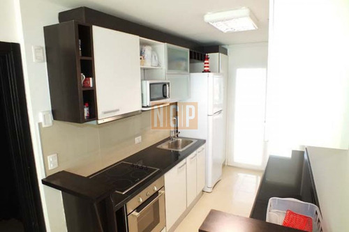 Imagen 16 de 30 de Apartamento En Mansa, 2 Dormitorios