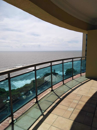 Imagen 10 de 14 de Apartamento Con Vista Al Mar En Centro Ciudad