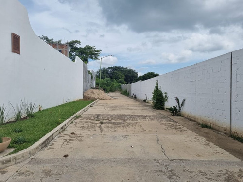 Imagen 3 de 6 de Terreno En Venta En El Fraccionamiento Joyas Del Campestre