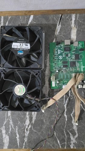 Controladora Y Ventiladores De 6000rpm (Usado)