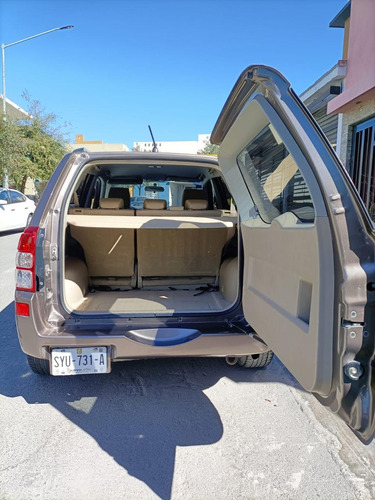 Suzuki Grand Vitara 2.4 Gl L4 At