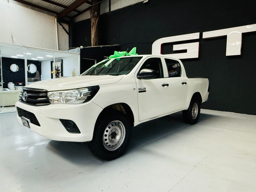 Toyota Hilux 2.8 Tdi Cabina Doble Mt