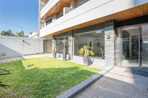Penthouse Único En Haedo Con Terraza Y Cochera