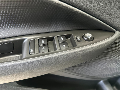 Chevrolet Onix plus 1.0 Ltz Turbo 4p