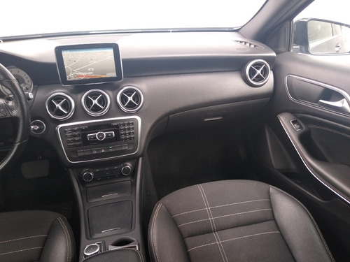 Imagen 7 de 15 de Mercedes Benz Clase A200 Automático 2015 Negro Unico