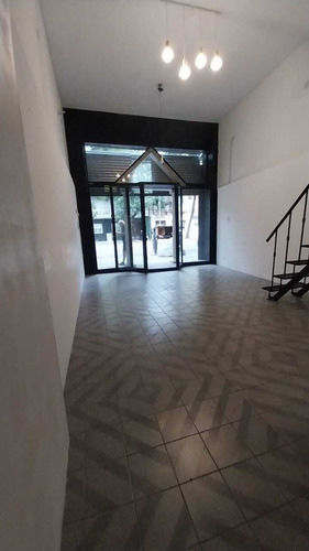 Local En Venta En Villa Ortúzar, Capital Federal, Buenos Aires