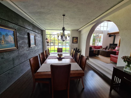 Casa En Venta En Juriquilla