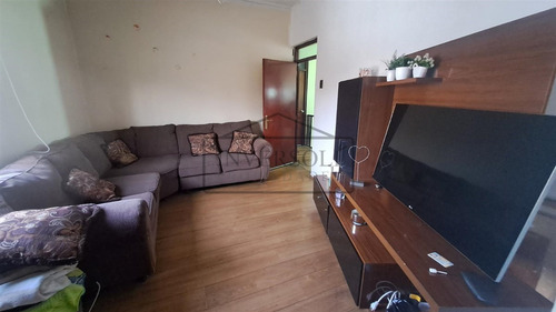 Casa En Venta De 4 Dorm. En Ñuñoa