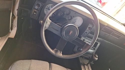 Camaro Iroc Z Modelo 1988, V8.