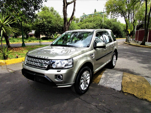 Imagen 9 de 15 de Land Rover Lr2 2014 Con 65 Mil Km Impecable Único Dueño