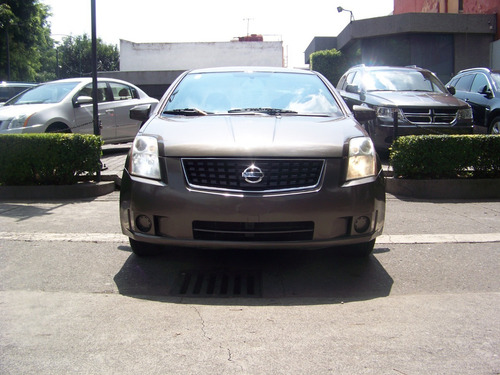 Imagen 1 de 11 de Nissan Sentra 2009 2.0 Custom 6vel Mt