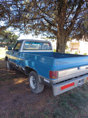 Chevrolet Silverado 1981, Americana, Buen Estado