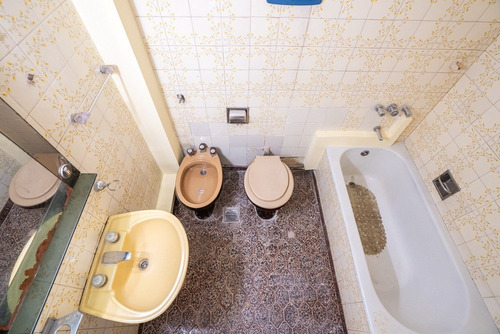 Departamento Ph En Venta En Parque Patricios, Capital Federal, Buenos Aires