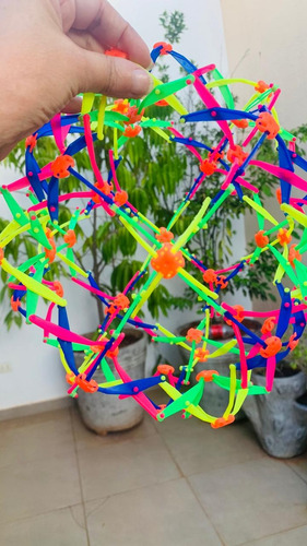 Bola Mágica Expansível Colorida Ot Toys 3-7 Anos