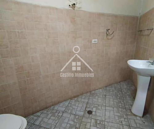 Imagen 11 de 11 de Venta Amplio Galpón 1100mts Santa Mónica