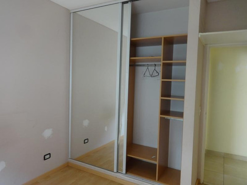 Imagen 5 de 10 de Departamento 2 Ambientes Con Cochera Y Patio En Florida Belgrano-en Venta