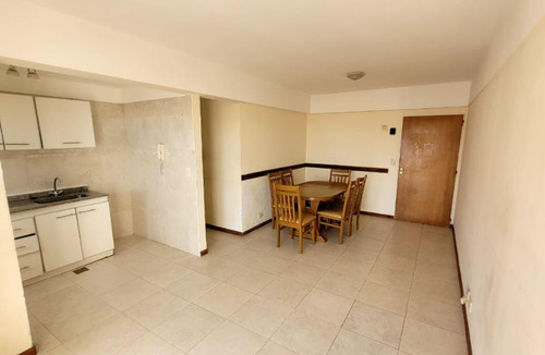 Departamento En Venta - 2 Dormitorios 1 Baño - Cochera - 55mts2 - San Clemente Del Tuyú