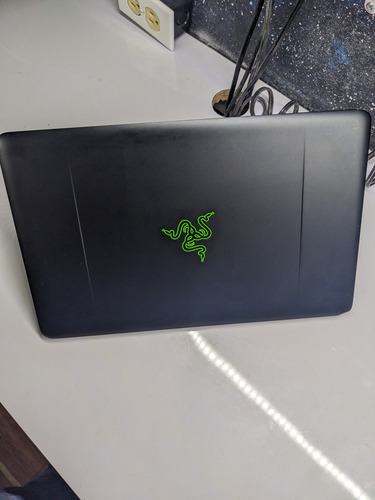 Laptop Gamer Razer 13 Touch I7-7500u 16gb Nvme 512gb Negro (Usado)