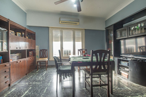 Venta Ph 4 Ambientes, Con Terraza, En La Boca.