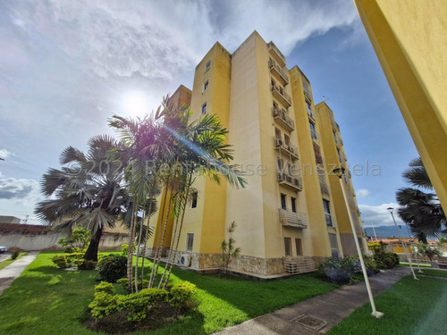 Vendo Apartamento En Urbanización Villas Geicas (morita), Código 25-9196 Cm Leer Descripción