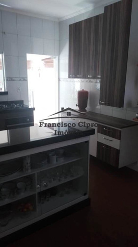 Imagem 5 de 23 de Casa Sobrado À Venda Em Guaratinguetá/sp - Cs450