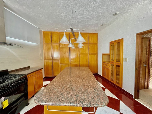 Imagen 20 de 30 de En El Vergel, Gran Casa En Venta