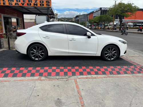 Mazda 3 2.0 Grand Touring