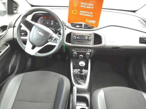 Imagem 3 de 9 de Chevrolet Onix 1.0 Mpfi Lt 8v Flex 4p Manual