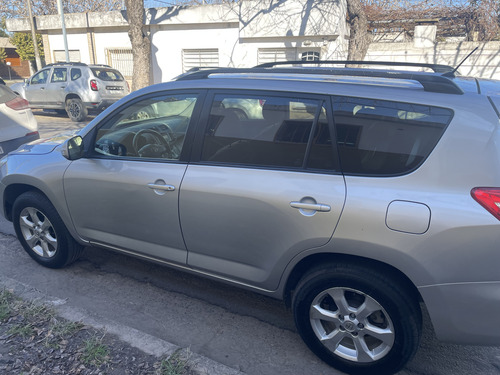 Toyota RAV4 2.4 4x2 At