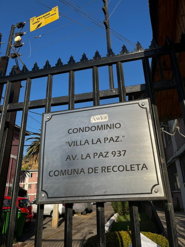 Vendo Amplio Departamento Recoleta