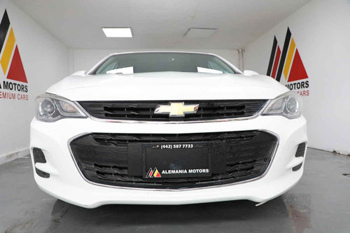Imagen 2 de 15 de Chevrolet Cavalier 2018 4p Lt L4/1.5 Aut