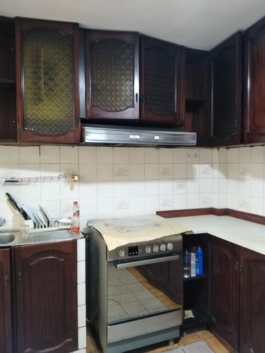 Casa Bien Ubicada 3 Pisos C/ Aires P/2 Pisos