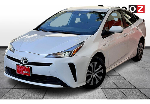 Toyota Prius 1.8 Base Cvt