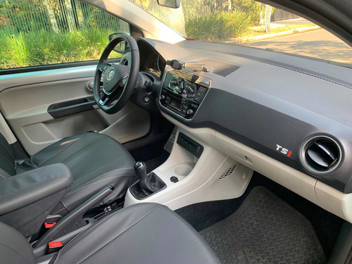 Imagem 5 de 15 de Volkswagen Up! 2019 1.0 Move 170 Tsi 5p
