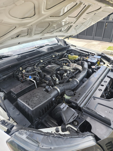 Toyota Hilux 2.4l 4x2