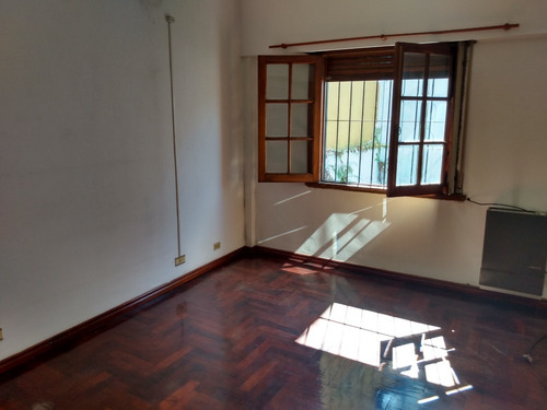 Imagen 2 de 7 de Departamento 2 Ambientes Sin Expensas Castelar