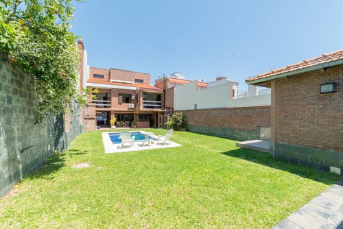 Casa En Venta En Guadalupe