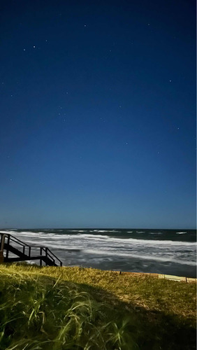 Se Vende Y O Alquila Aguas Dulces Frente Al Mar